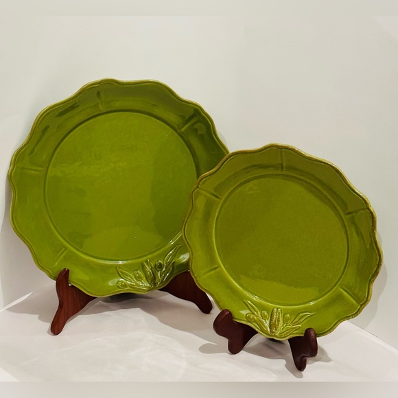 4 BARRARTE Portuguese Ceramic Plate Rustic Green Platters Plates Olive Leaves - Picture 1 of 6